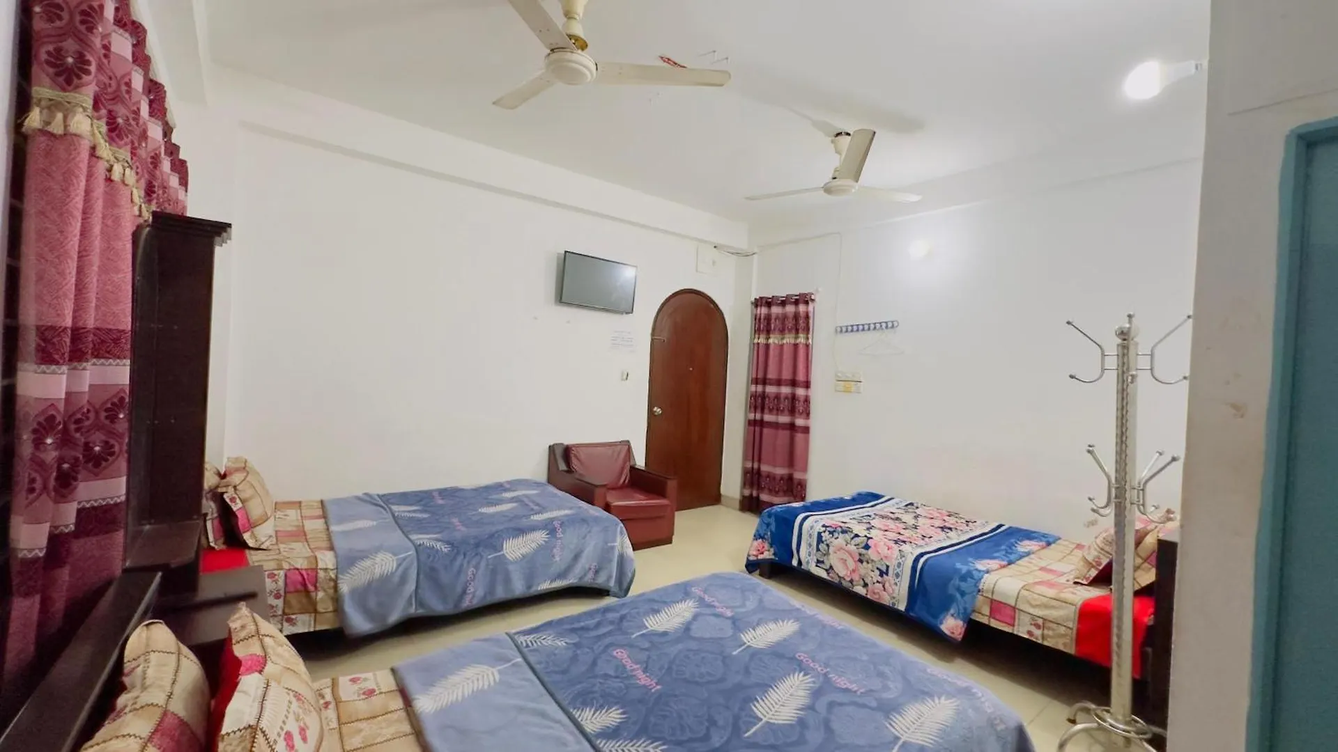 Hotel Mohammadia Restaurant & Guest House Near United Hospital Dhaka